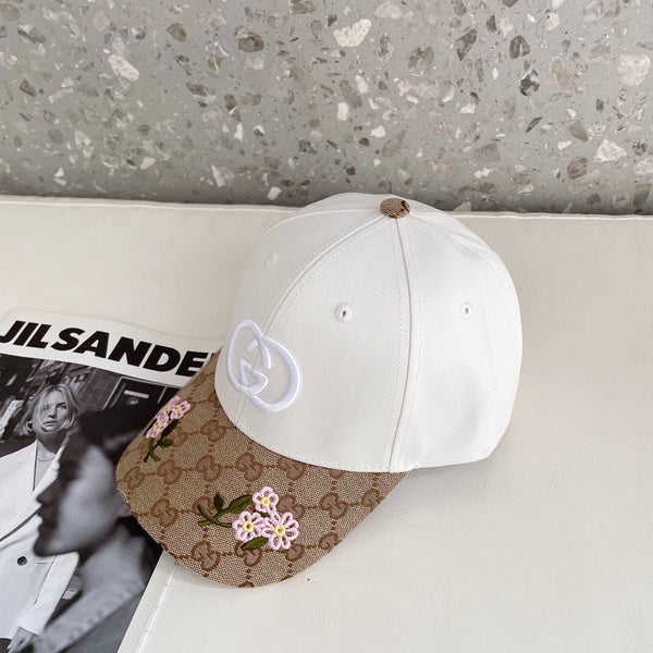 BAKER BOY CAP IN WHITE MIX CAMEL BROWN MONOGRAM JACQUARD FABRIC 136303
