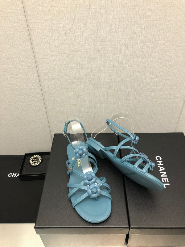 FLORAL FLAT SANDAL IN SAPPHIRE BLUE LAMBSKIN