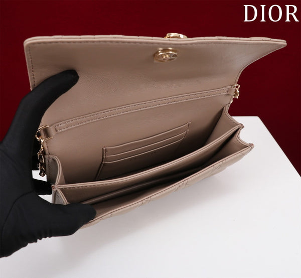 my cd mini 21 sand lambskin