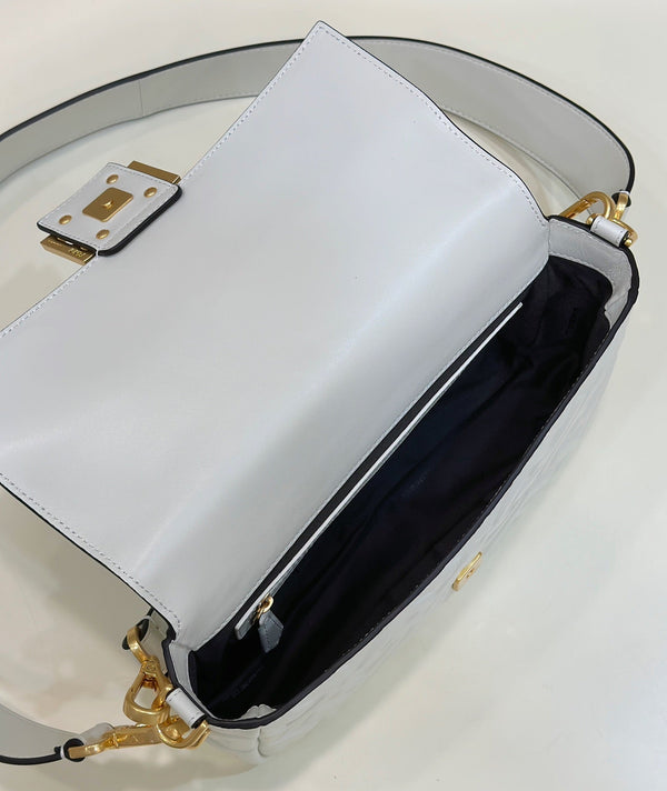 Baguette 27cm White Lambskin Gold Hardware