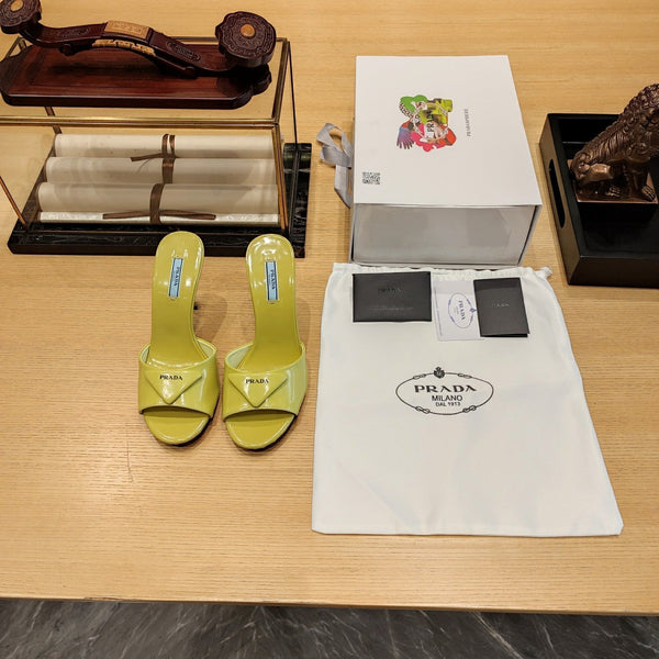 Prada 26S Open-Toe Mules 100mm in Lime Yellow Patent Calfskin with Logo