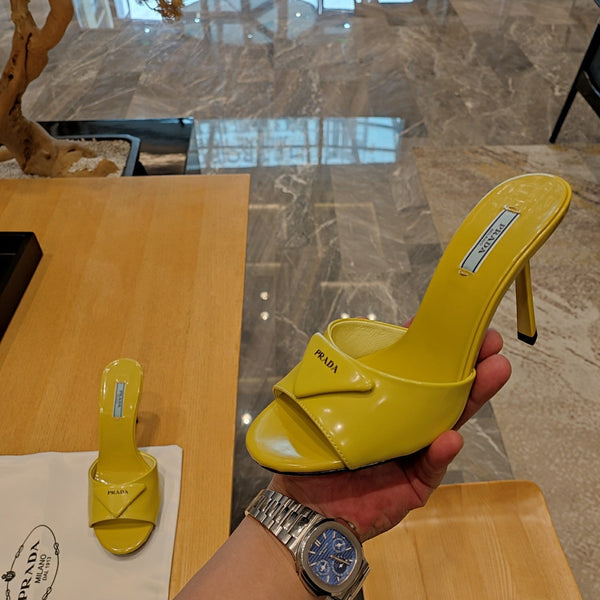 Prada 26S Open-Toe Mules 100mm in Lime Yellow Patent Calfskin with Logo