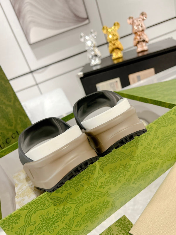 GC 25 Interlocking G 50mm Slide Sandal Jet Black White Cowhide 292381
