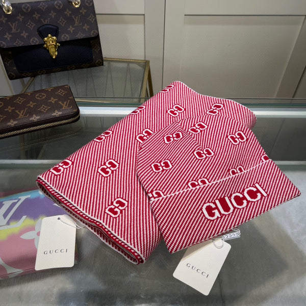 SET SCARF AND HAT IN PUNCH PINK MIX WHITE WOOL AND CASHMERE 946332