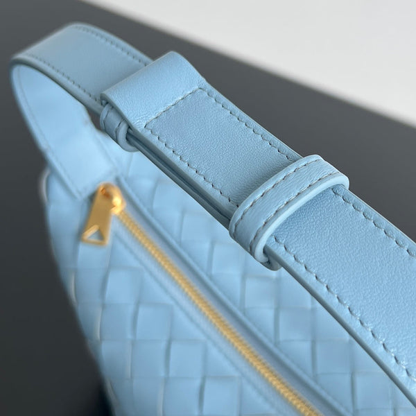 WALLACE 22 BAG TIFFANY BLUE CALFSKIN