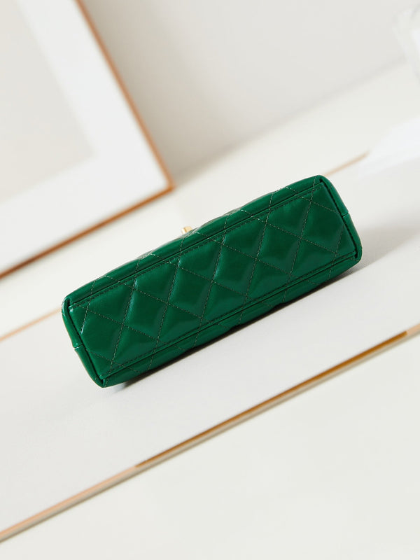 cc 24a nano 19cm kelly shopper bag green lambskin
