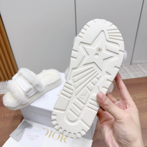 CD Dioriviera Dio(r)evolution Slide White Quilted Fleece Lining And Lambskin