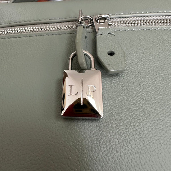EXTRA BAG L27 IN POWDER BLUE SMOOTH CALFSKIN