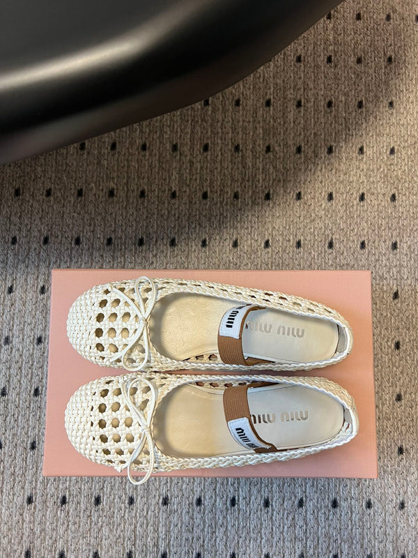 Miu 26s Ballerina Flats In Cream White Mesh Sheepskin