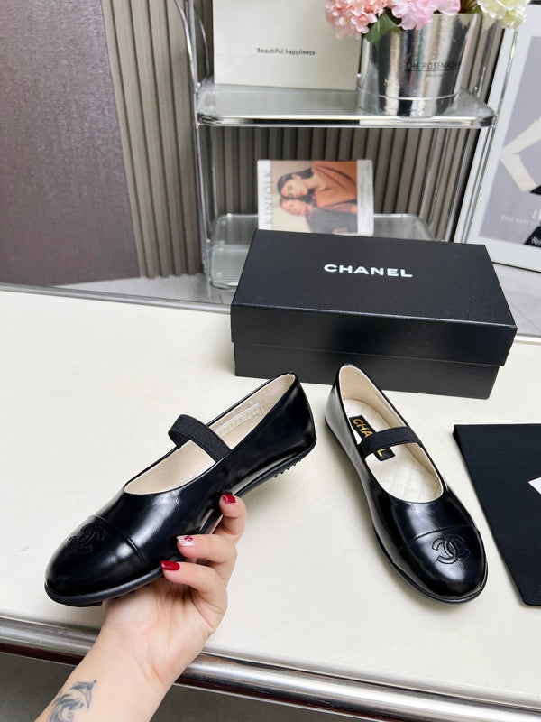 CC 26s Ballet Flat Black Glossy Sheepskin 684824