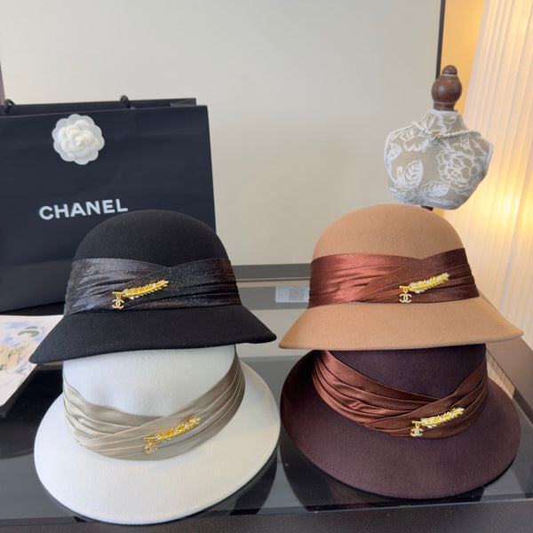 CC Felt Hat With Brooch 477662