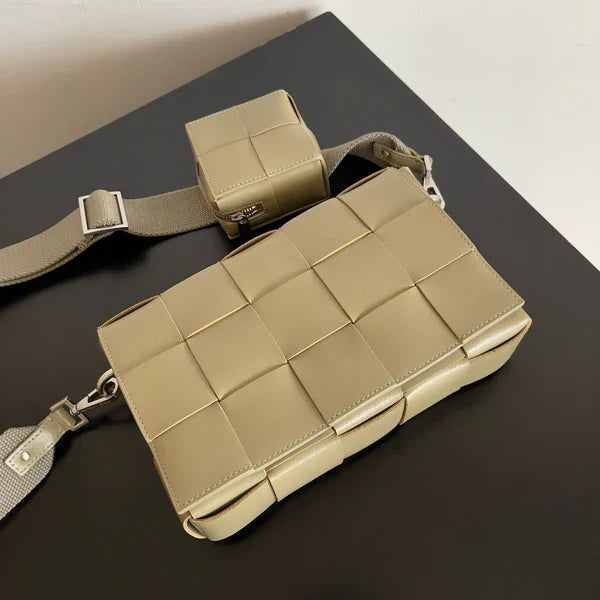 BV Two-In-One Cassette Bag 26cm Warm Beige Leather