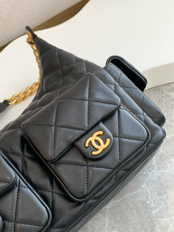 MAXI HOBO BAG 27 IN BLACK LAMBSKIN GOLD HARDWARE