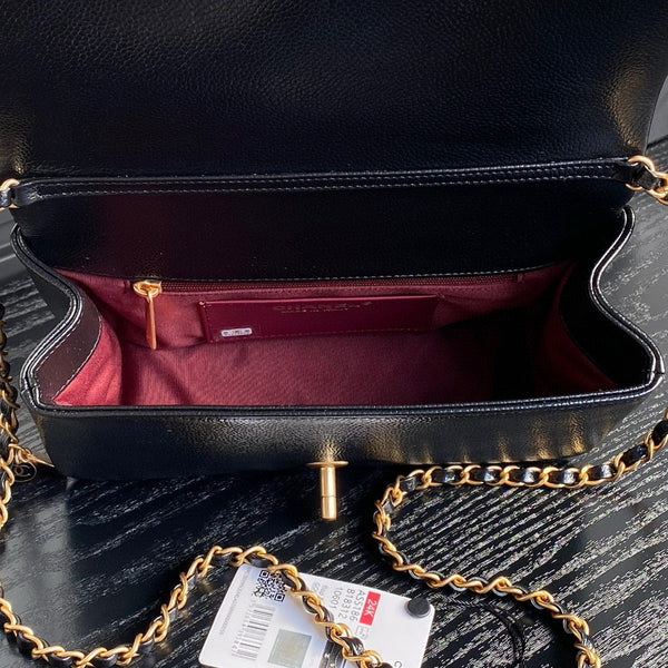 Medium Classic Flap Bag 23cm Black Caviar Calfskin Gold Hardware