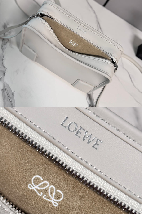 LOEWE Amazona 180 Bag 24.5cm Ivory Soft Calfskin