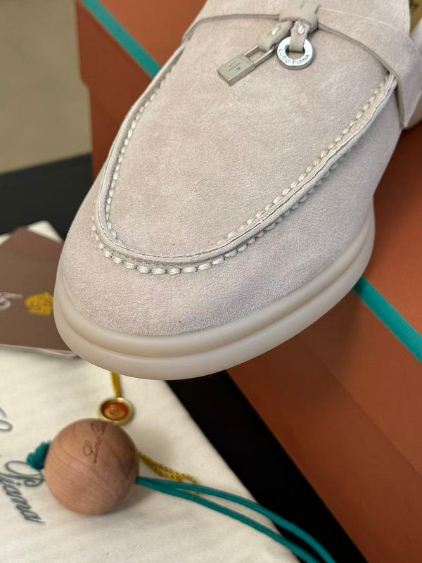 LP Summer Walk Loafers Light Gray in Sandblasted leather