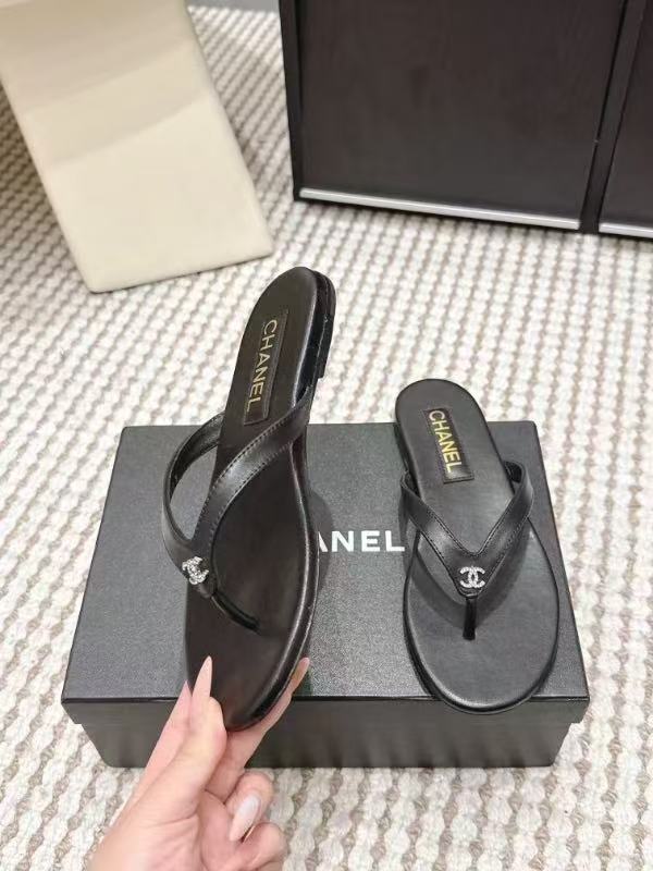 CC Crystal Logo Thong Sandal Black Leather