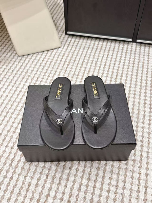 CC Crystal Logo Thong Sandal Black Leather