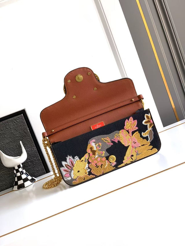 VLTN Locò Small Shoulder Bag Floral Embroidery 20cm Black Calfskin
