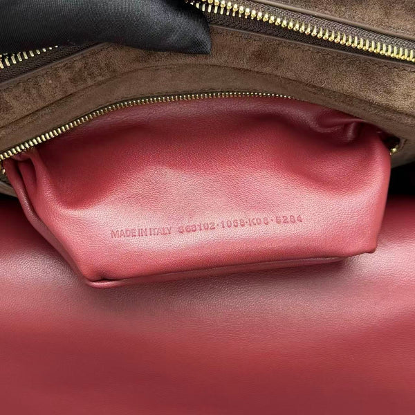 BG Le 7 Shoulder Bag Coffee Suede