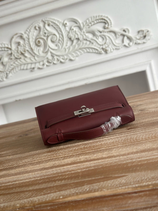 HM Kelly Pochette Rouge H 22CM Burgundy Swift Leather