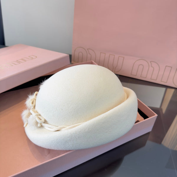 Miu Cashmere Bucket Hat 477664