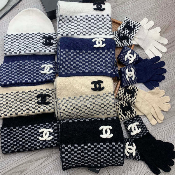 CC Hat Scarf Gloves Set Jacquard 475106