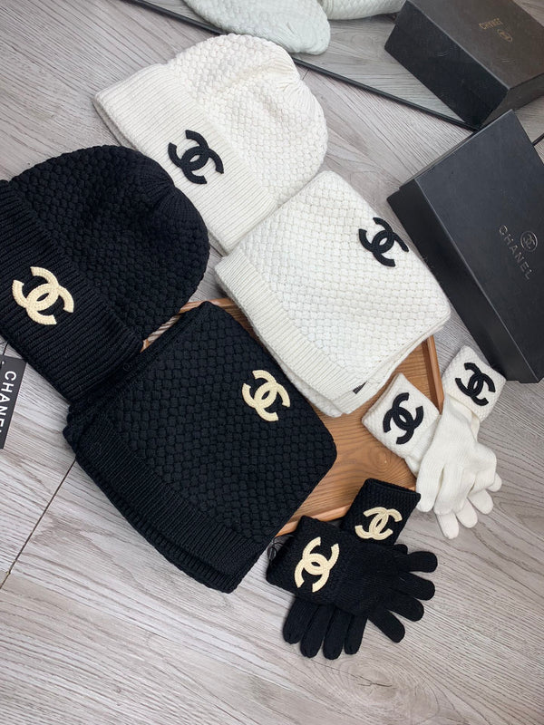 CC Hat Scarf Gloves Set Knit Black Logo 475104