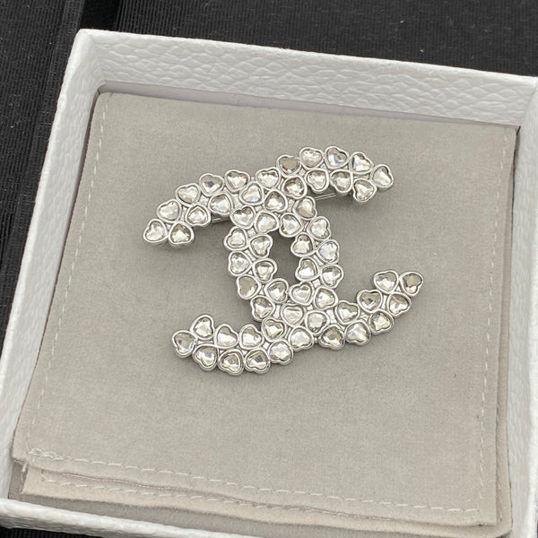 Chanel 25B CC Heart Brooch