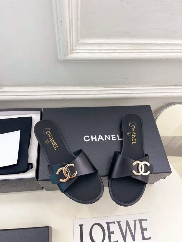 CC 26ss Pre-Collection Double C Slide Sandals Black Leather 946869