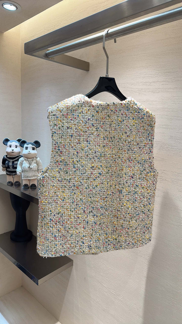 CC Vest Jacket Front Pockets Brooch Detail Cream Multicolor Tweed 415656