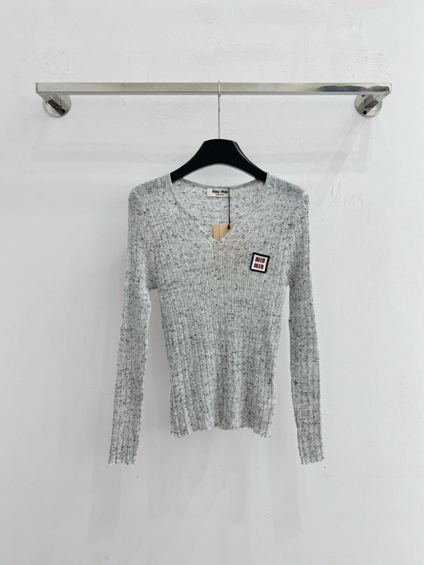 Miu Logo Patch V-Neck Sweater Wool 791168