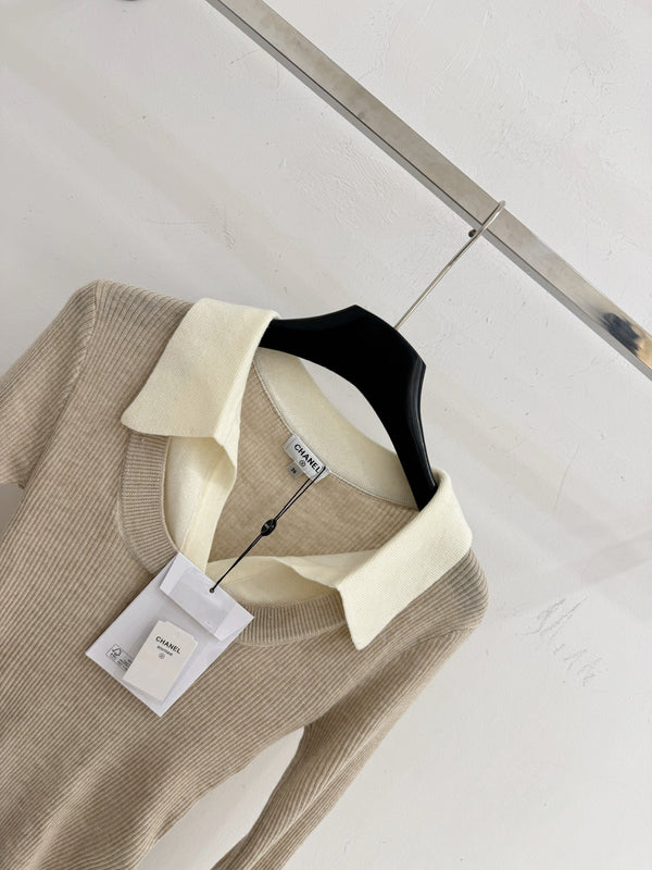 CC Collared Knit Top Embroidered Logo Beige Wool 801954