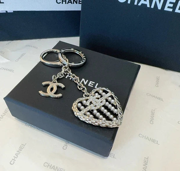 CC Heart-shaped Charm 415593