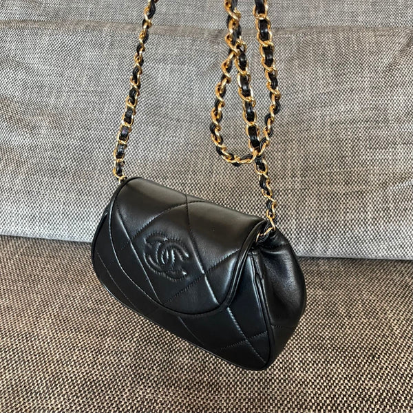 CC 2026 Vintage Coco Matelasse Flap Bag With Chain 22cm Black Calfskin