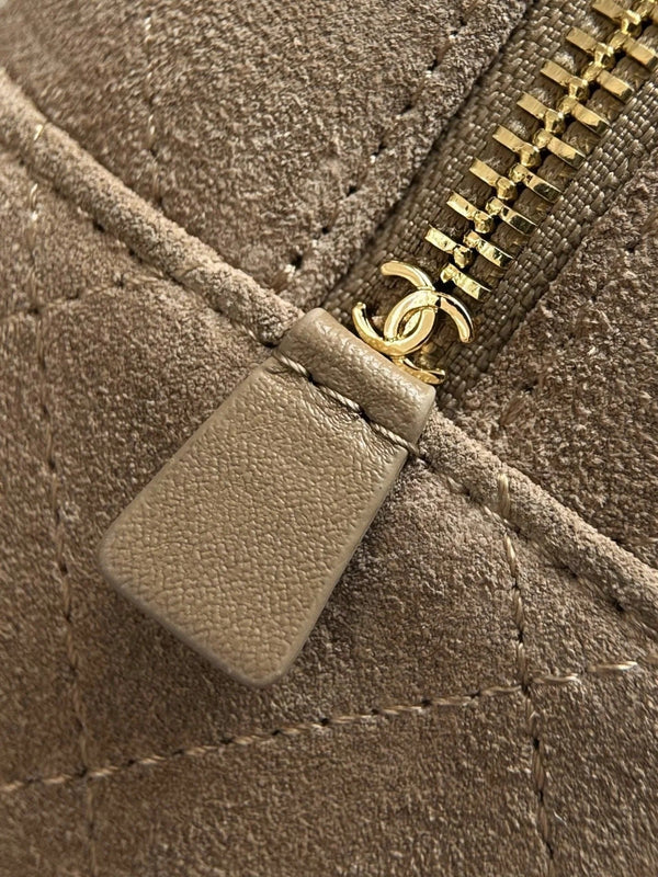CC 2026 Camera Bag 24.5cm Suede Lambskin