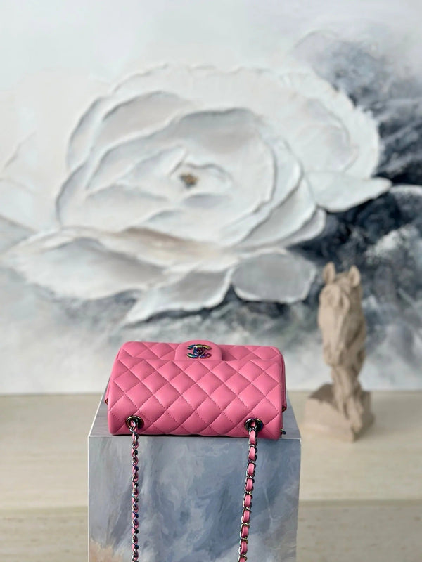 CC 26s Flap Bag 20cm Pink Quilted Leather Rainbow Buckle