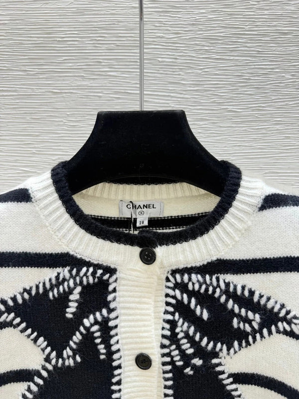 Chanel 2026 Crew-neck Cardigan With Bow Wool 244596