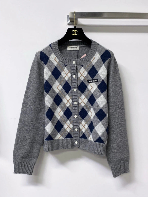 Miu 2026 Cardigan with Logo Embellishment Wool 836130