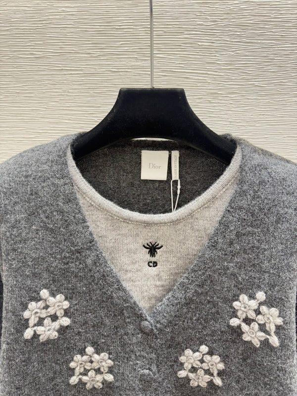 CD 2026 Floral Faux Two-Piece Round Neck Knitted Long-Sleeve Cardigan Wool