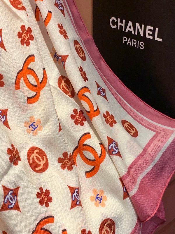 CC 26s Scarf 140 In Cashmere Silk 306123