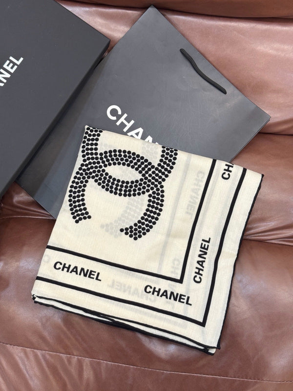 CC 26s Scarf 140 In Cashmere Silk 309307