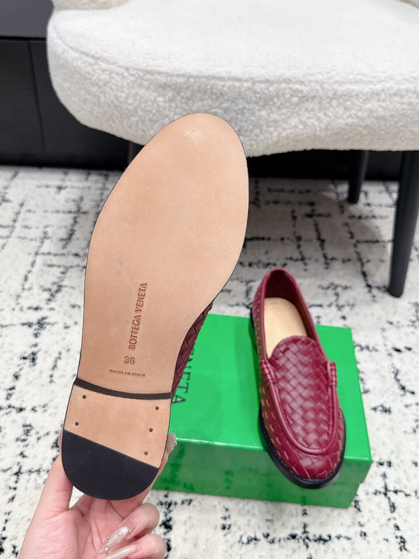 BV Silenzio Loafer Burgundy Woven Leather 769992