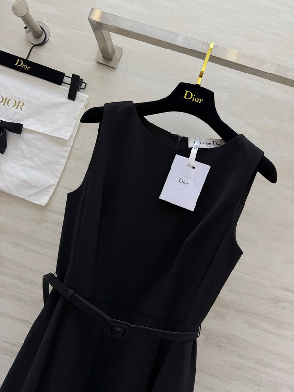 CD 26s Mid-Length Flared Dress Belt Black Wool and Silk Shantung 414143