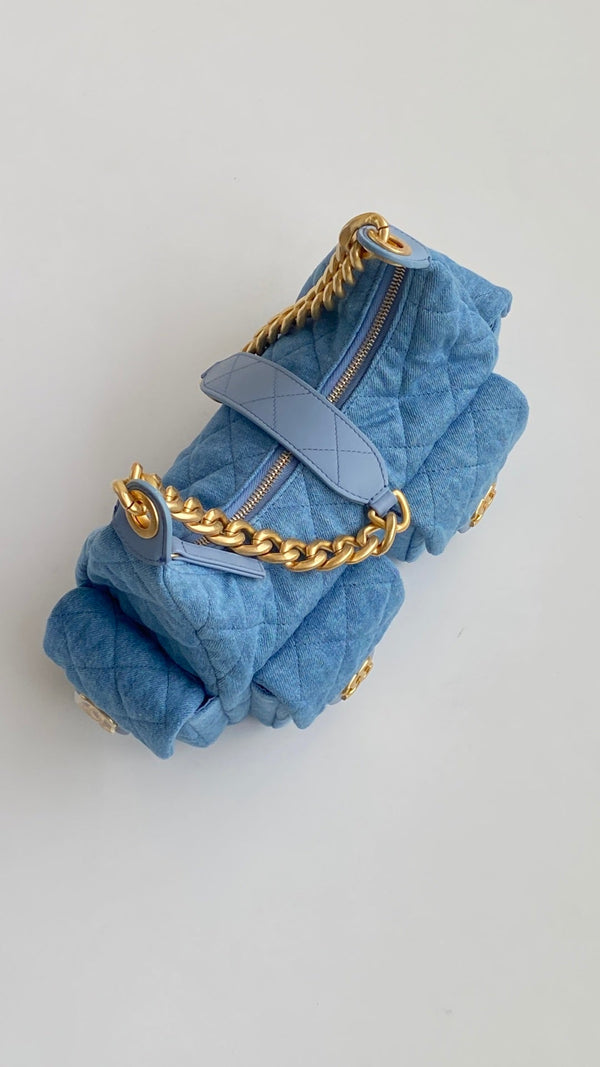 CC Multi-Pocket HOBO bag 31 light blue denim