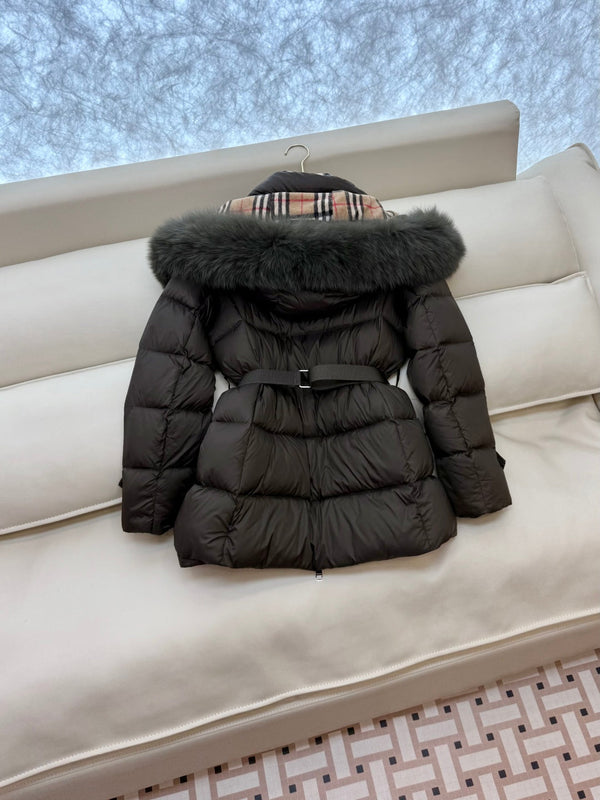 Burberry 25 Fur Collar Plaid Slim-fit Khaki Green Jacket Polyester Down