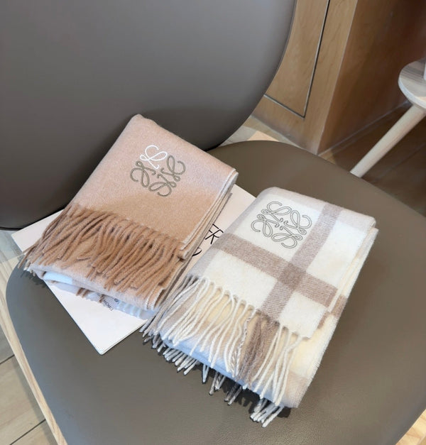 Loewe Scarf 180CM Ivory Beige Cashmere 969482