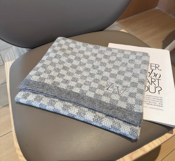 LV Couple's Style Scarf 180cm Gray Knitted Cashmere 973385