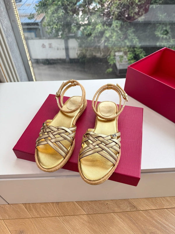 VLTN Espadrille Sandals Gold Leather 933612