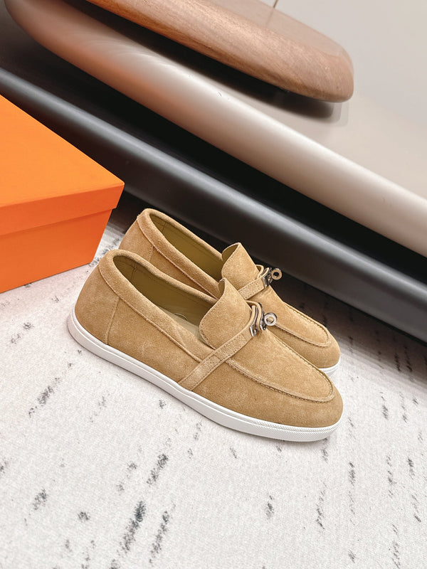 HM 26s Kelly Paris Loafers Light Brown Suede Silver Hardware